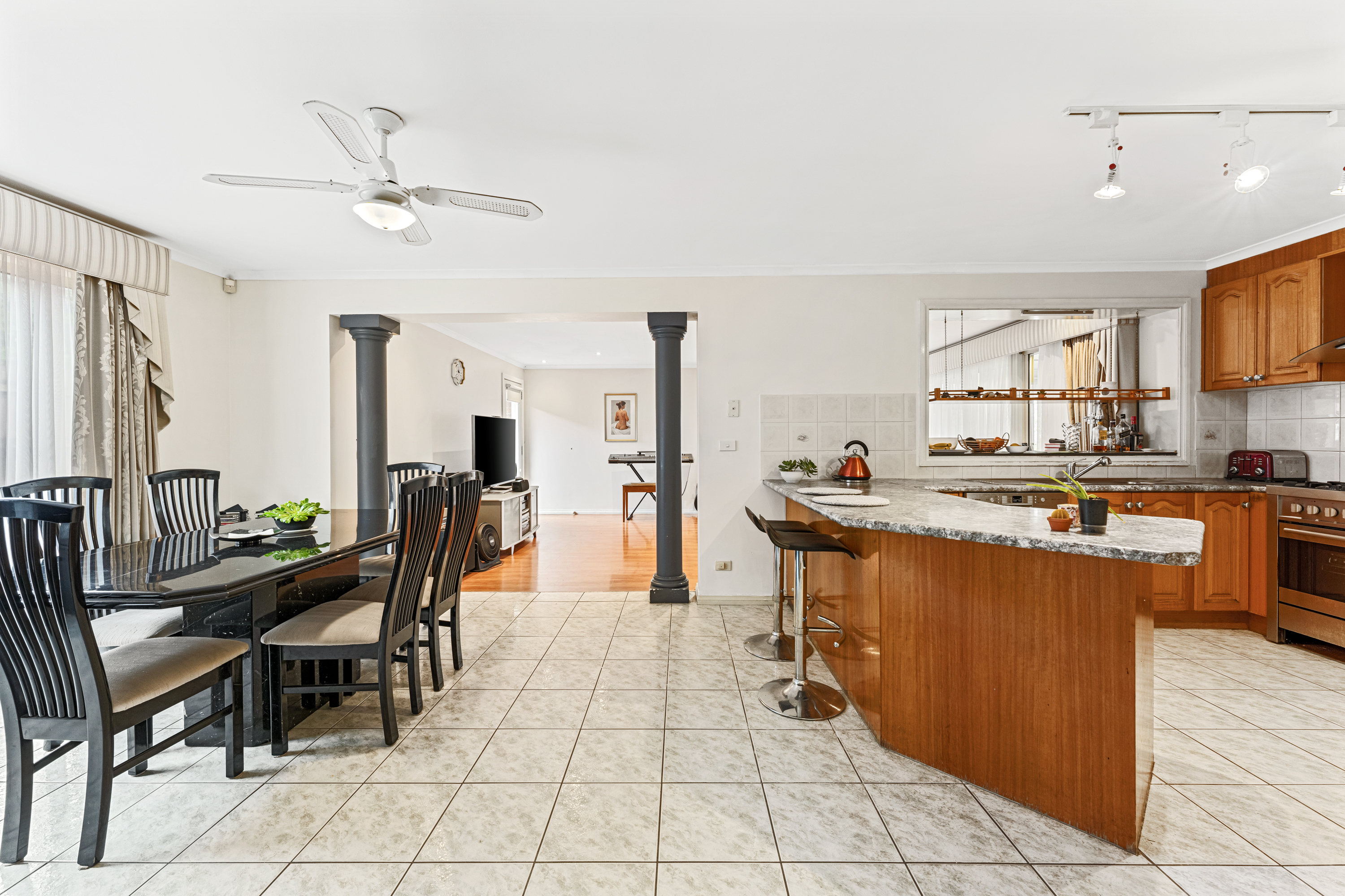 9 Pinto Close, Endeavour Hills VIC, Endeavour Hills - Thumbnail 6