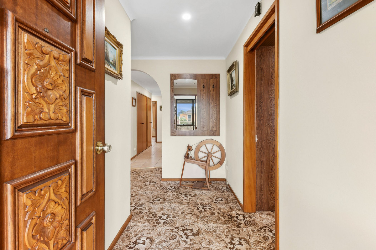 5 Devlin Court, Bell Park VIC 3215, Bell Park - Thumbnail 2