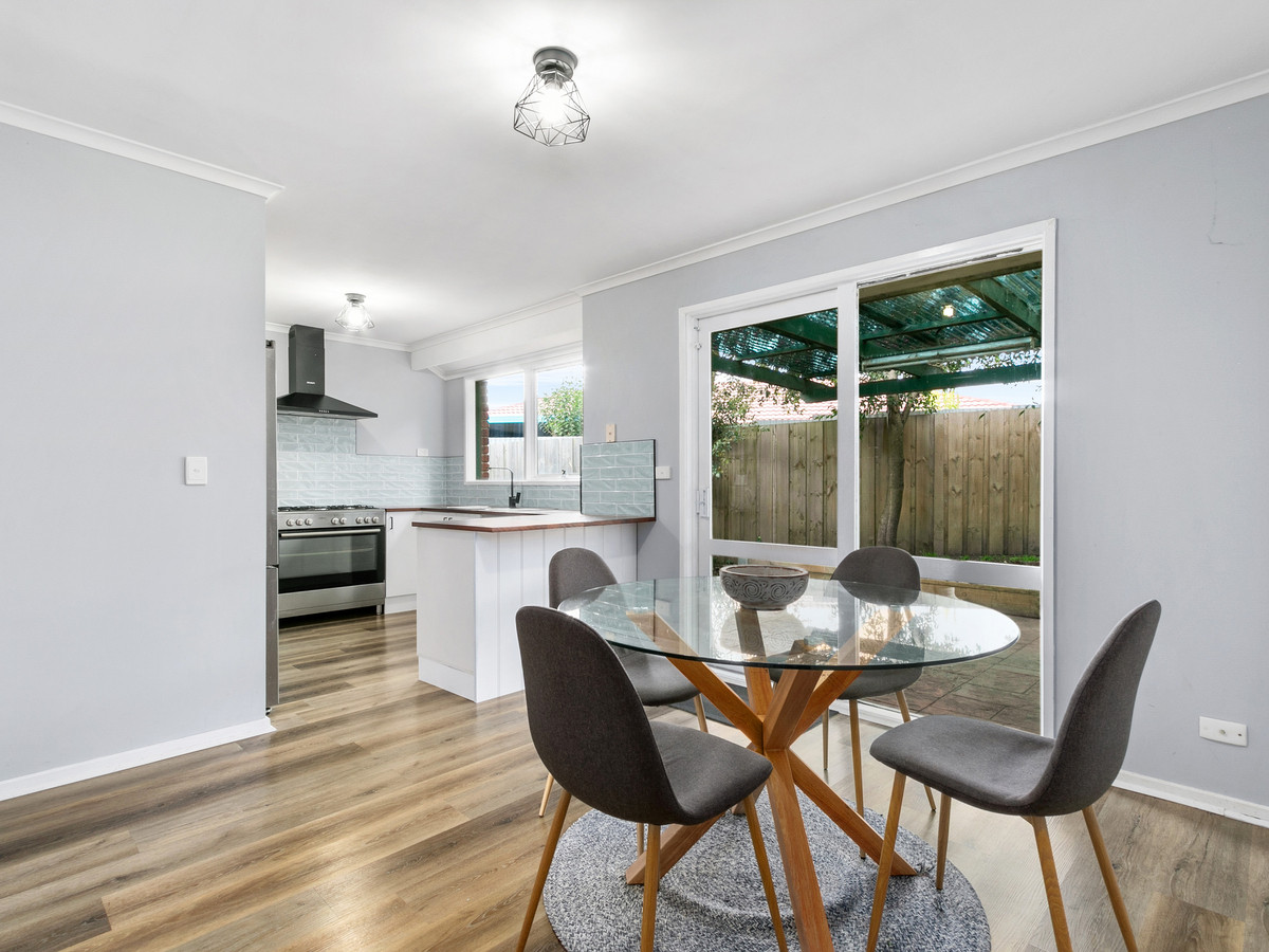 13 Canterbury Way, CHURCHILL VIC 3842, Churchill - Thumbnail 2