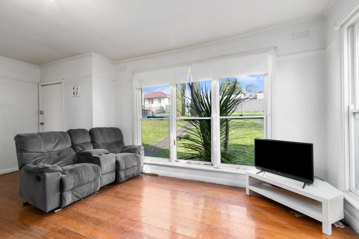 10 Stephenson Street, MORWELL VIC 3840, Morwell - Thumbnail 2