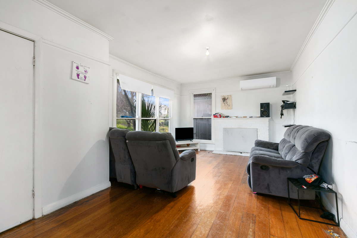 10 Stephenson Street, MORWELL VIC 3840, Morwell - Thumbnail 3