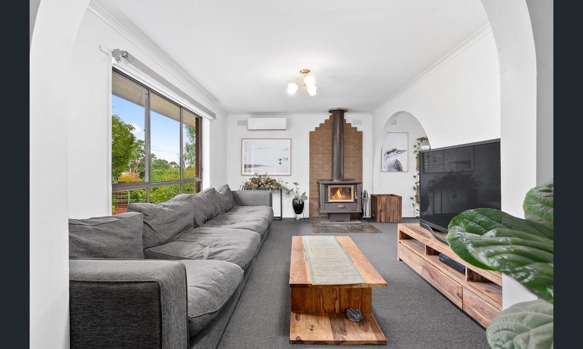 14 Victor Street, BANNOCKBURN VIC 3331, Bannockburn - Thumbnail 2