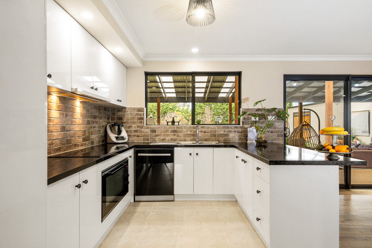 62 Barker Street, TEESDALE VIC 3328, Teesdale - Thumbnail 3