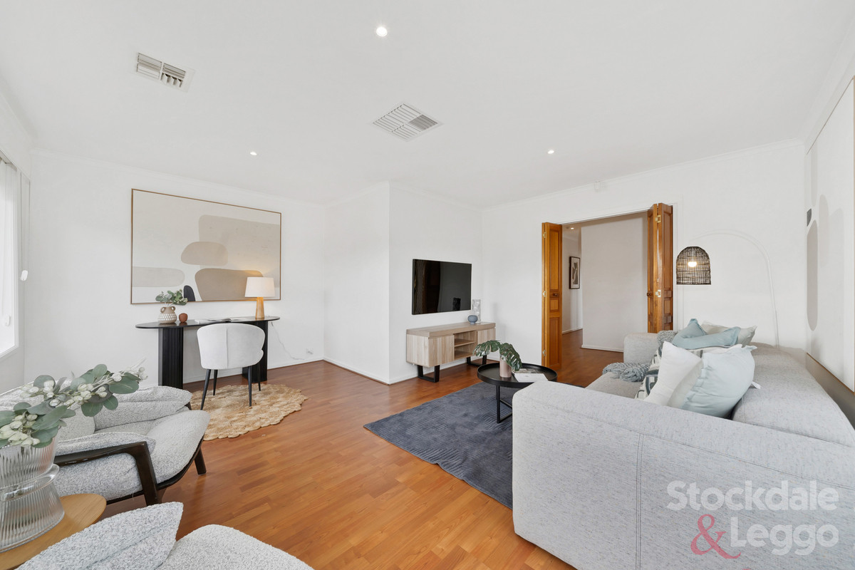 28 Wolverton Drive, Gladstone Park VIC 3043, Gladstone Park - Thumbnail 3