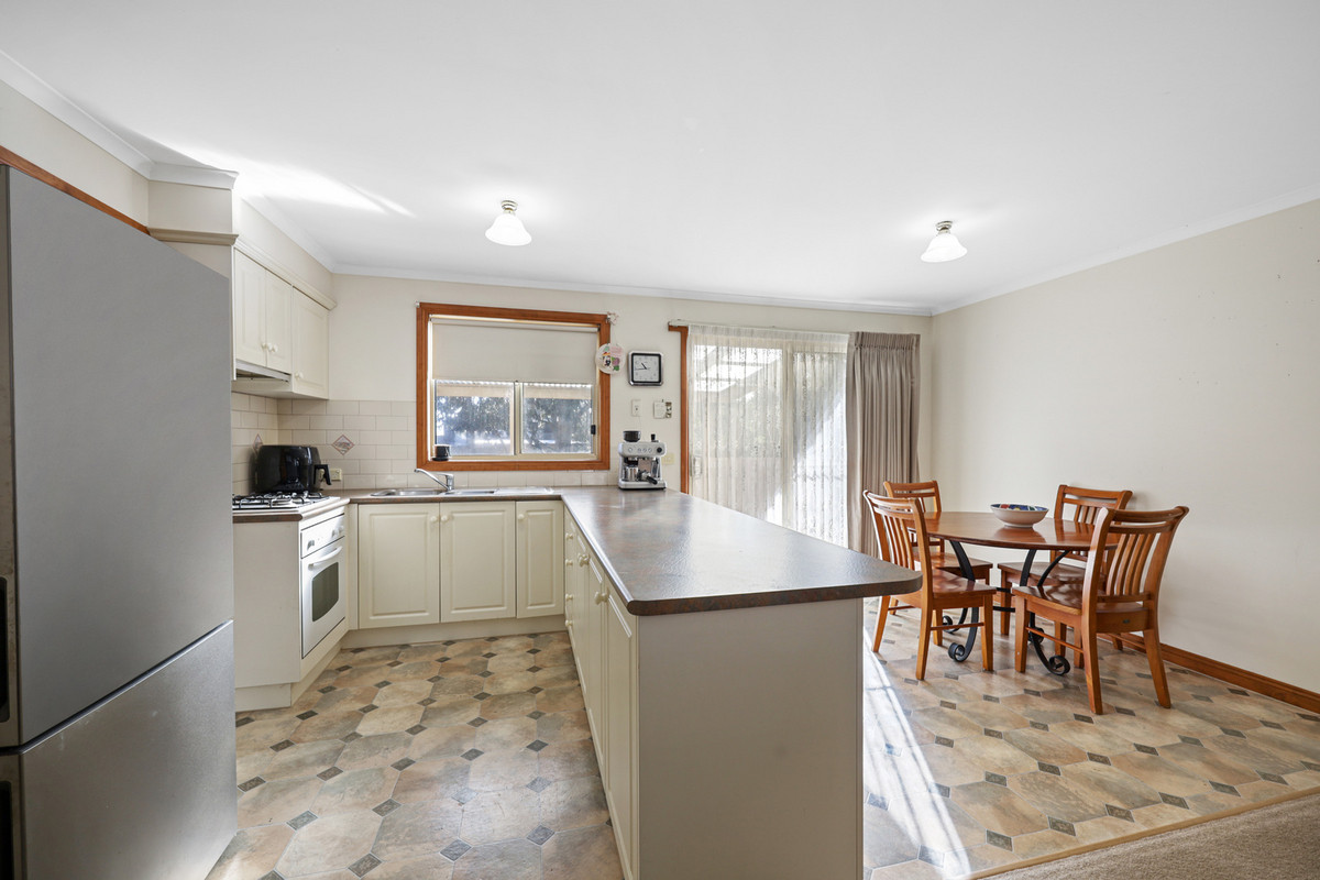 2 / 24 Kielli Drive, Warrnambool VIC 3280, Warrnambool - Thumbnail 2