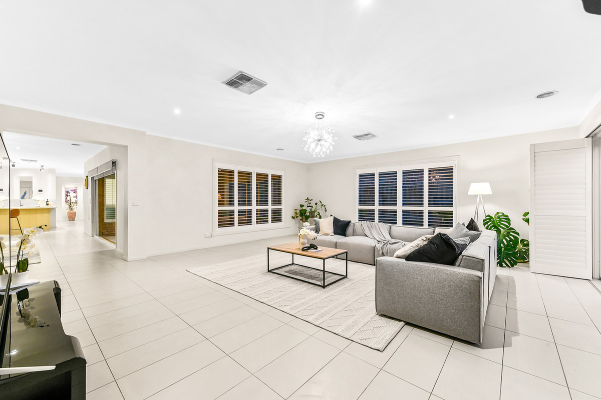 7 Magnifica Close, Berwick VIC 3806, Berwick - Thumbnail 3