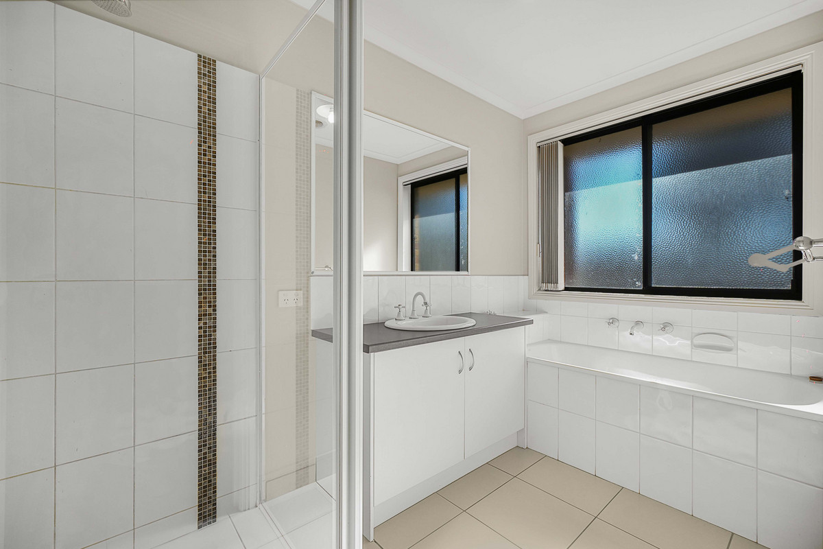 52 Wild Cherry Avenue, PAKENHAM VIC 3810, Pakenham - Thumbnail 7