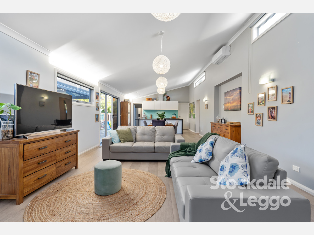 48 Sherwood Avenue, Rosebud VIC 3939, Rosebud - Thumbnail 2