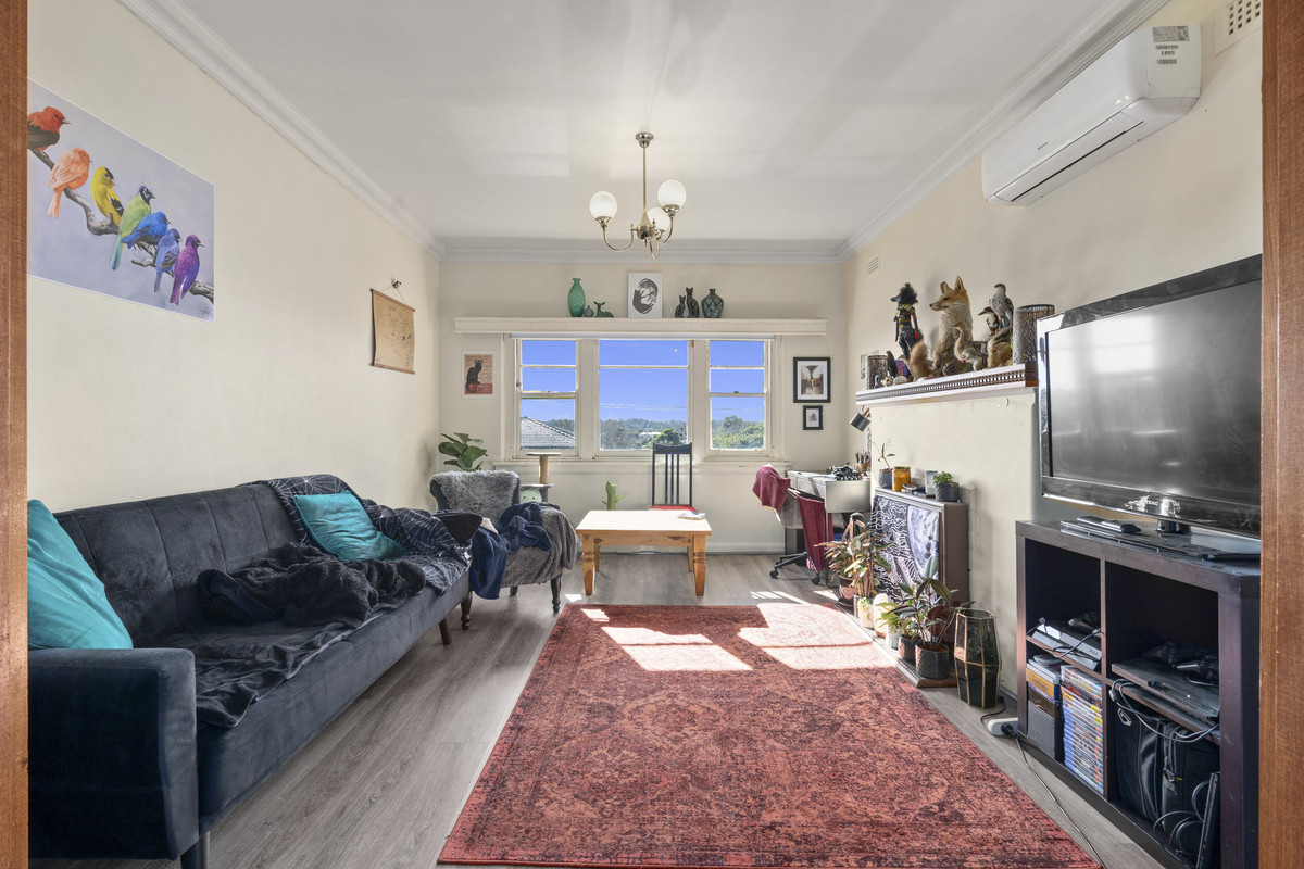 18 St Helens Road, Hawthorn East VIC 3123, Hawthorn East - Thumbnail 2
