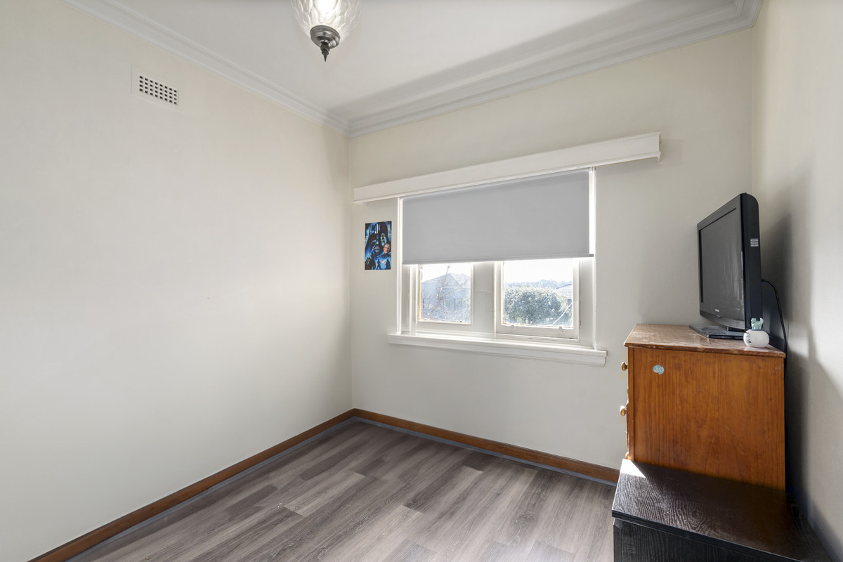 18 St Helens Road, Hawthorn East VIC 3123, Hawthorn East - Thumbnail 4