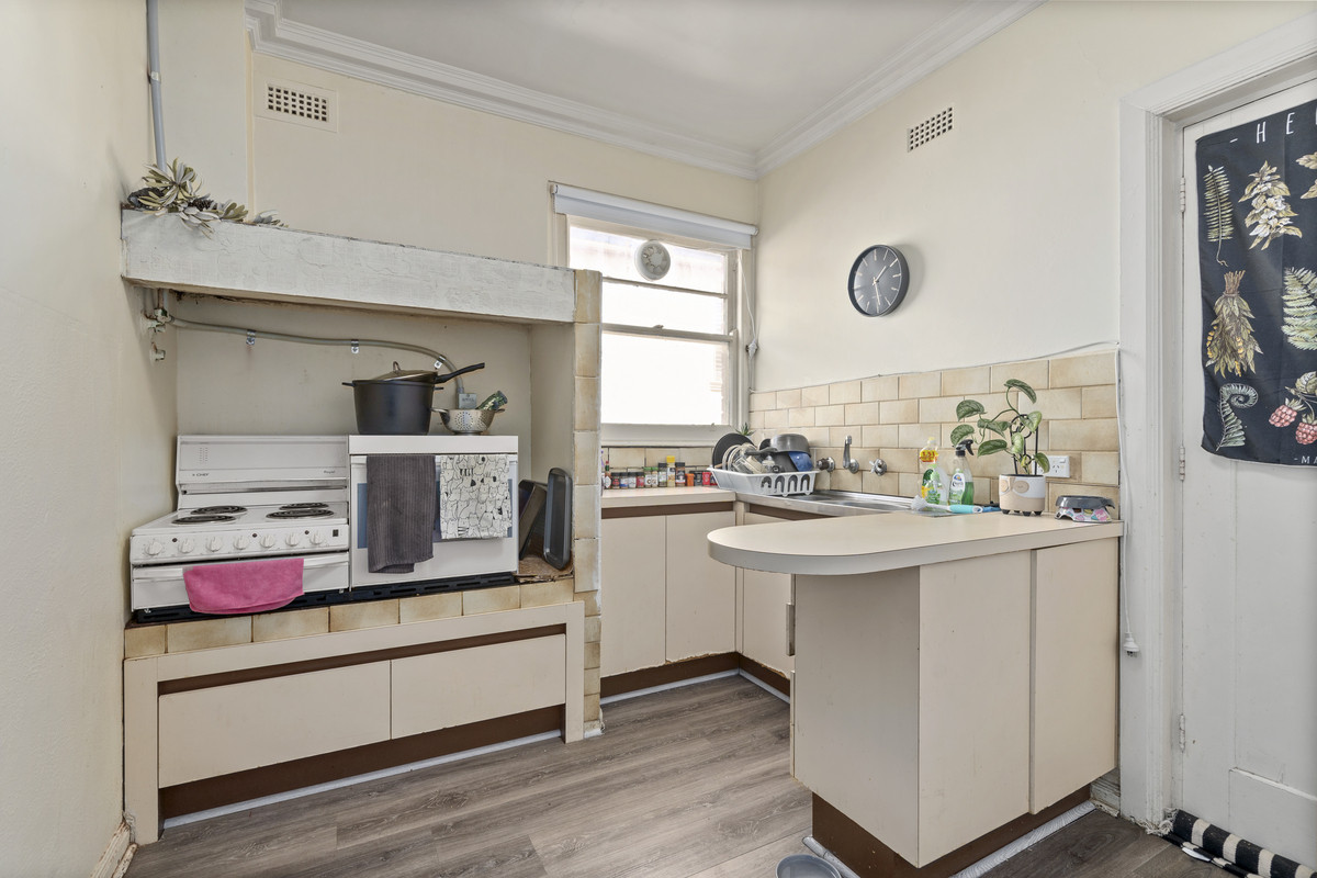 18 St Helens Road, Hawthorn East VIC 3123, Hawthorn East - Thumbnail 6