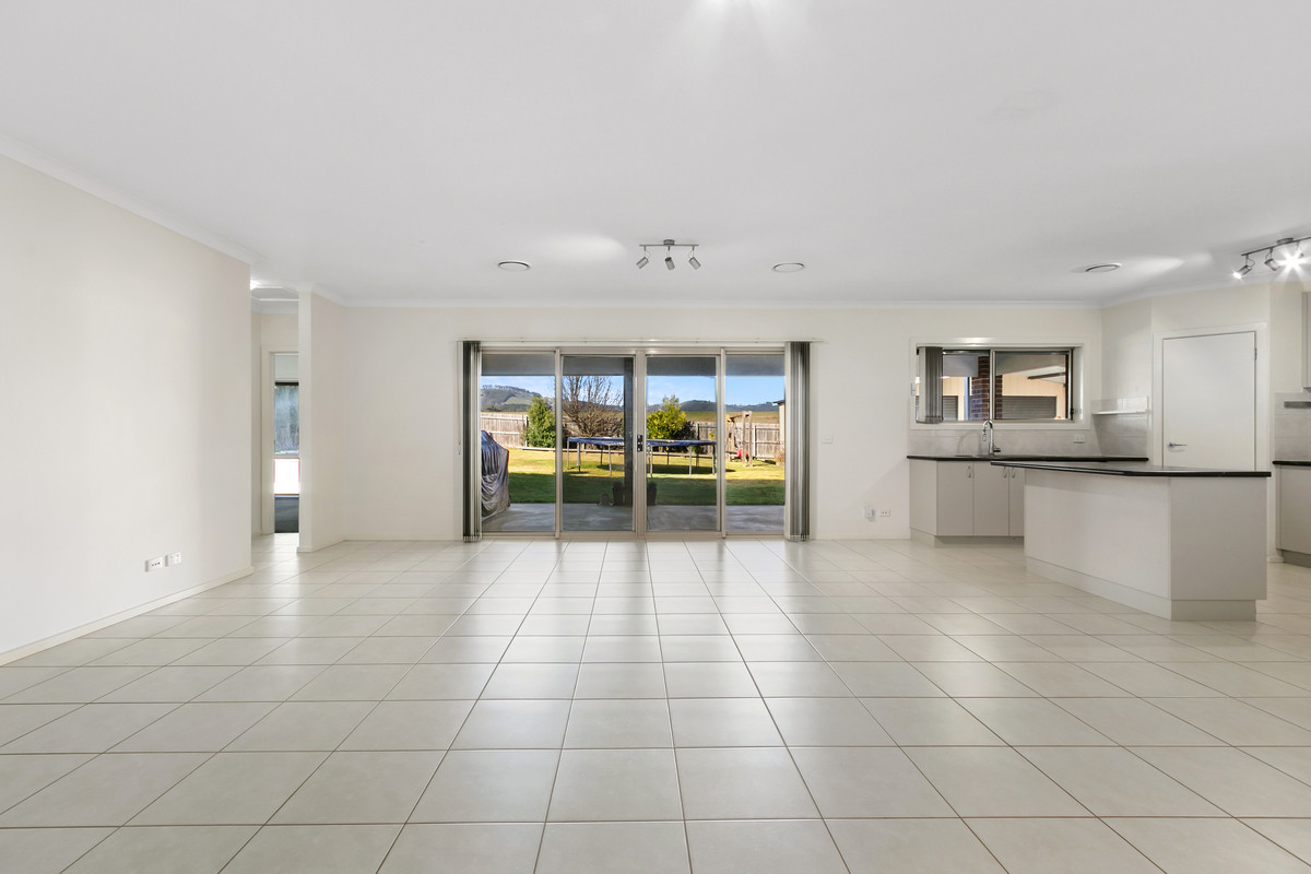 5 Beswick Street, Churchill VIC 3842, Churchill - Thumbnail 2