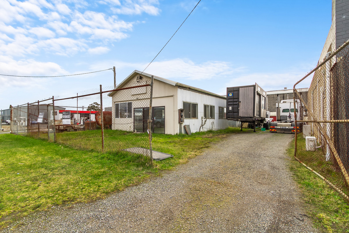 13-21 Holmes Road, Morwell VIC 3840, Morwell - Thumbnail 6