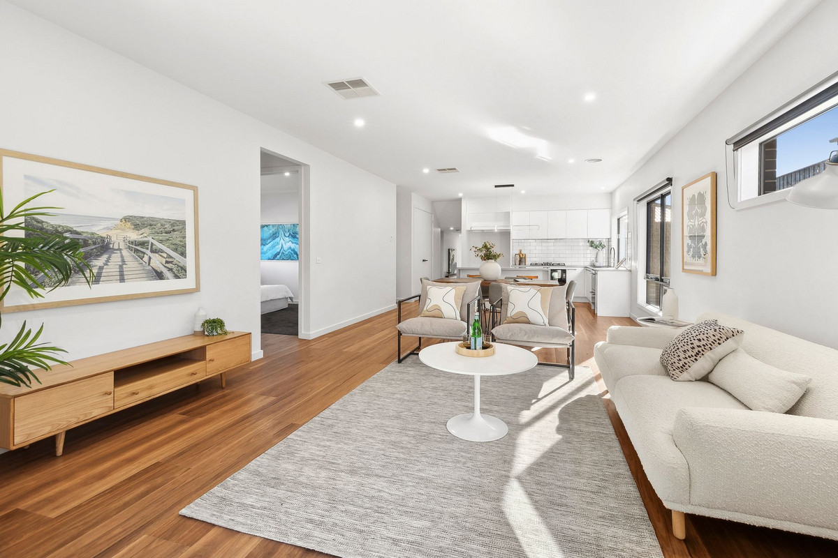4 Highpoint Crescent, Highton VIC 3216, Highton - Thumbnail 4