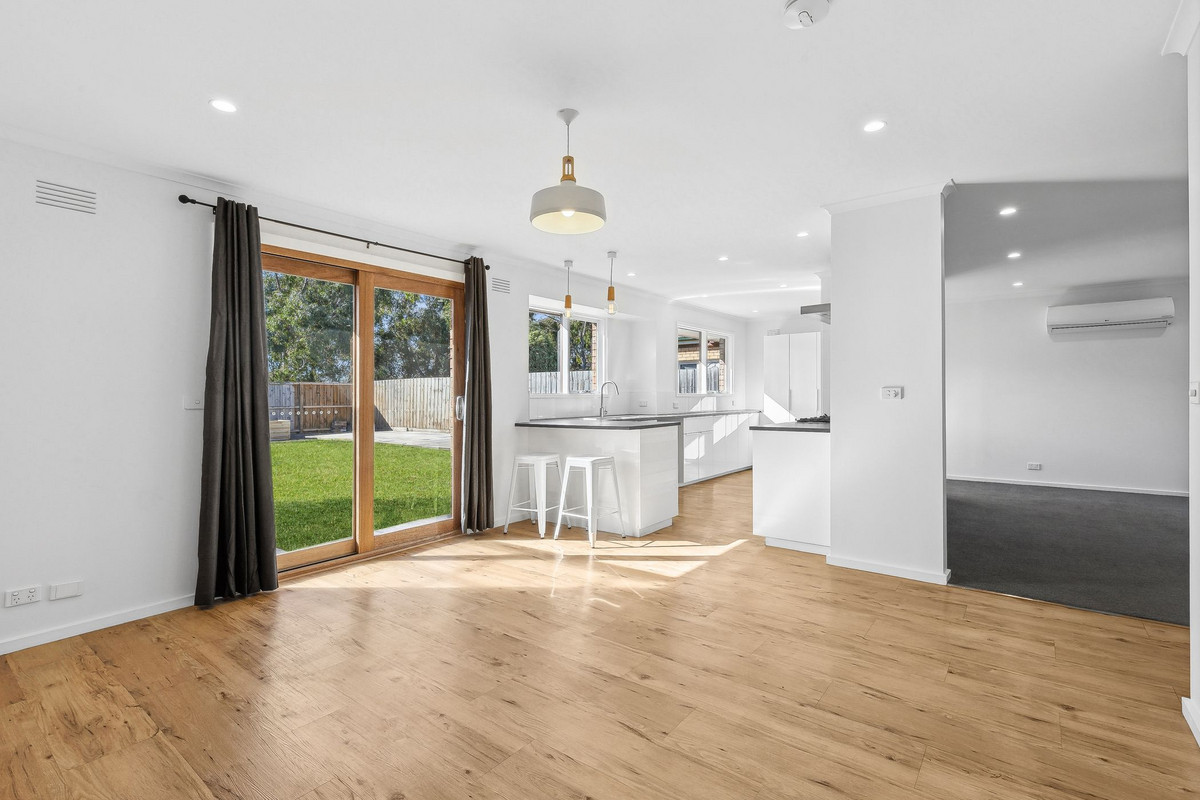 99 Solar Drive, Whittington VIC 3219, Whittington - Thumbnail 2