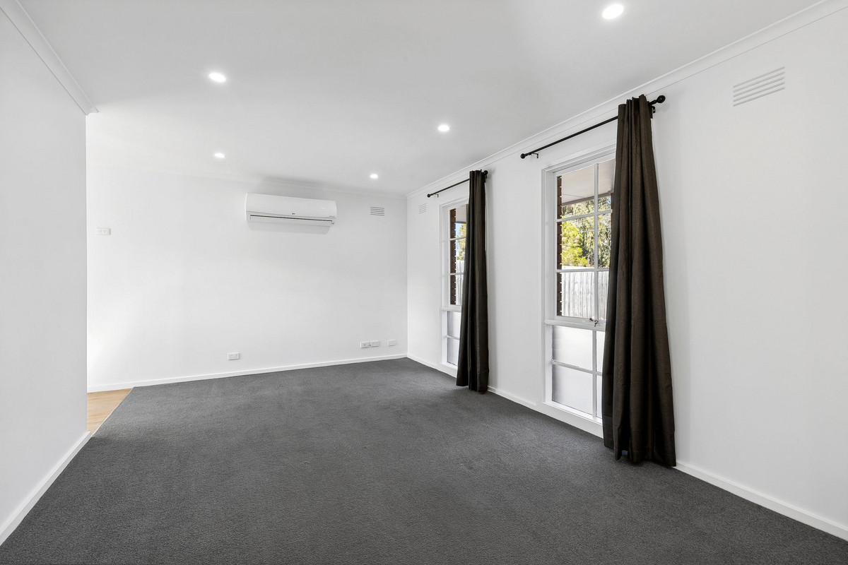 99 Solar Drive, Whittington VIC 3219, Whittington - Thumbnail 4