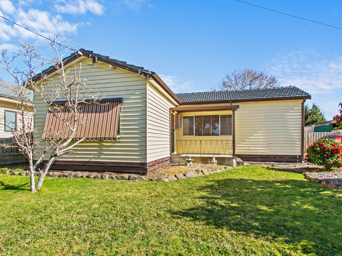 17 Washington Street, TRARALGON VIC 3844, Traralgon - Thumbnail 2