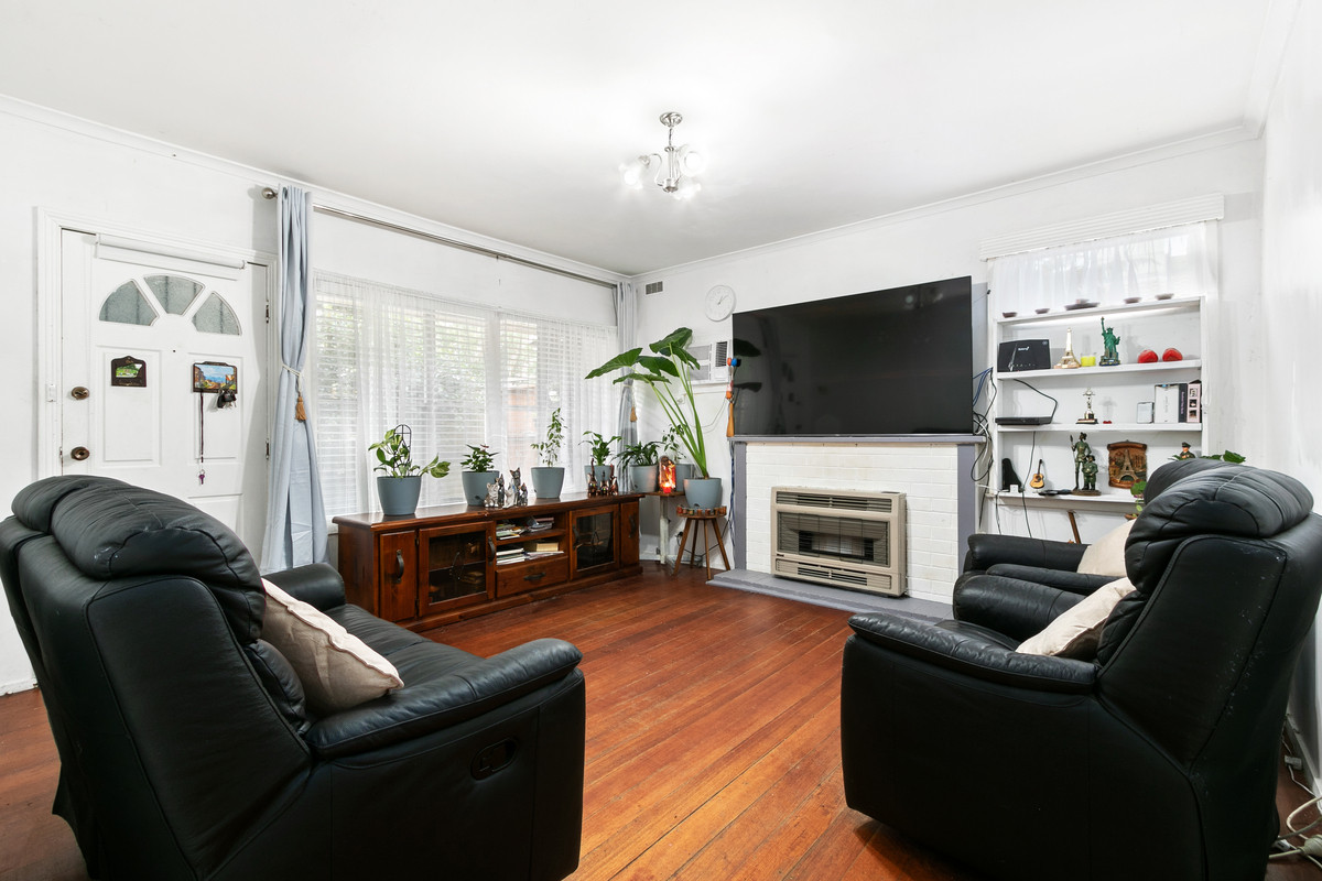 8 Crinigan Road, Morwell VIC 3840, Morwell - Thumbnail 2