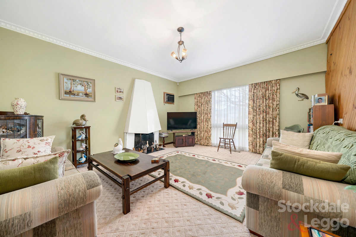 7 Justin Avenue, Glenroy VIC 3046, Glenroy - Thumbnail 2
