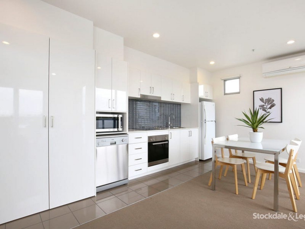 301 / 1320 Plenty Road, Bundoora VIC 3083, Bundoora - Thumbnail 2