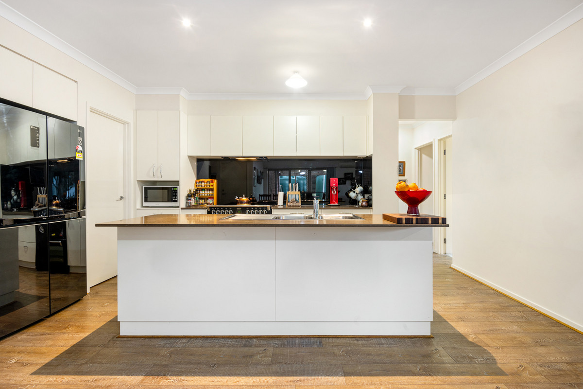 7 Inverlochy Drive, Bannockburn VIC 3331, Bannockburn - Thumbnail 3