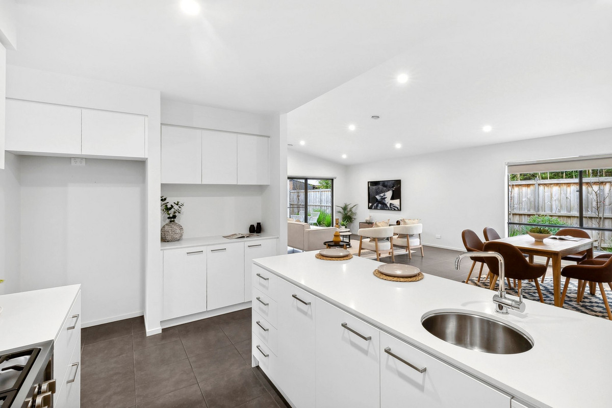 8 Serene Avenue, Armstrong Creek VIC 3217, Armstrong Creek - Thumbnail 6
