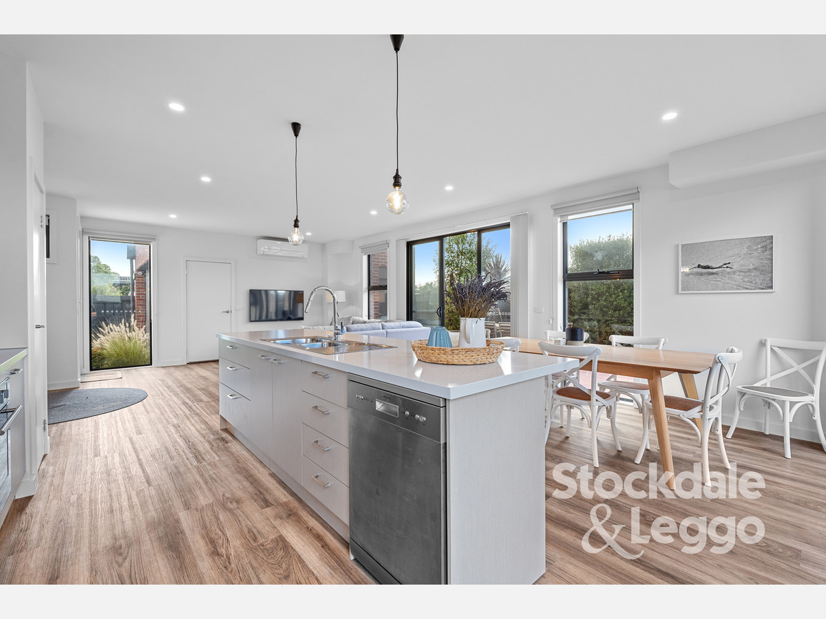 17A Jetty Road, Rosebud VIC 3939, Rosebud - Thumbnail 4