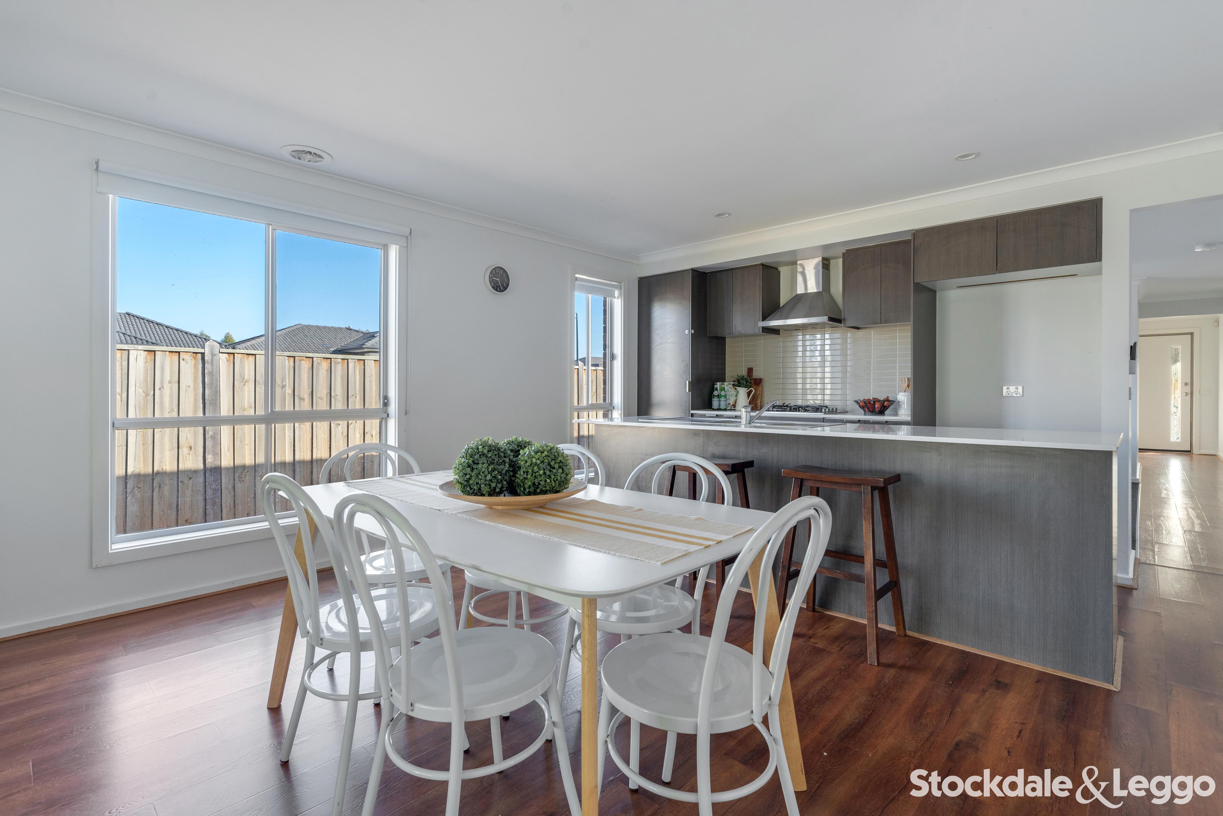 42 Alexo Road, Mickleham VIC, Mickleham - Thumbnail 4