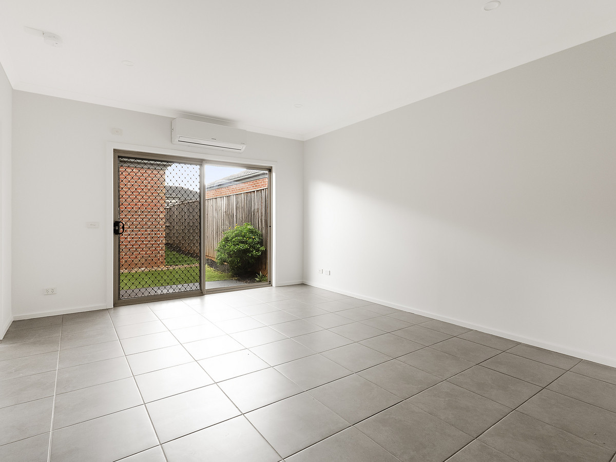 24 Somerton Court, Darley VIC 3340, Darley - Thumbnail 5