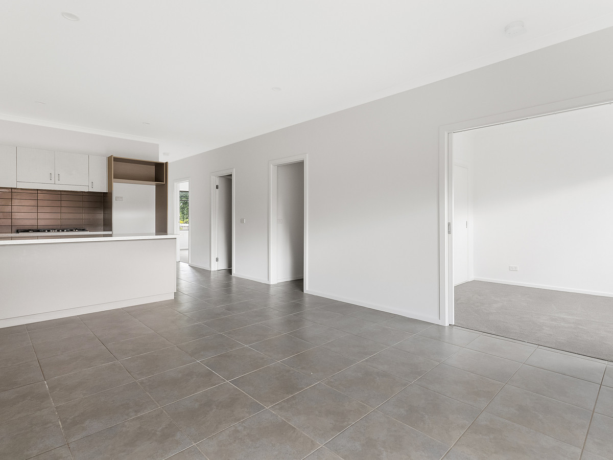 24 Somerton Court, Darley VIC 3340, Darley - Thumbnail 6