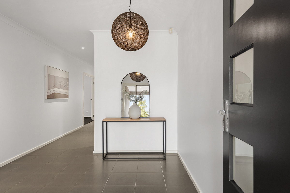 15 Waterhaven Boulevard, Drysdale VIC 3222, Drysdale - Thumbnail 2