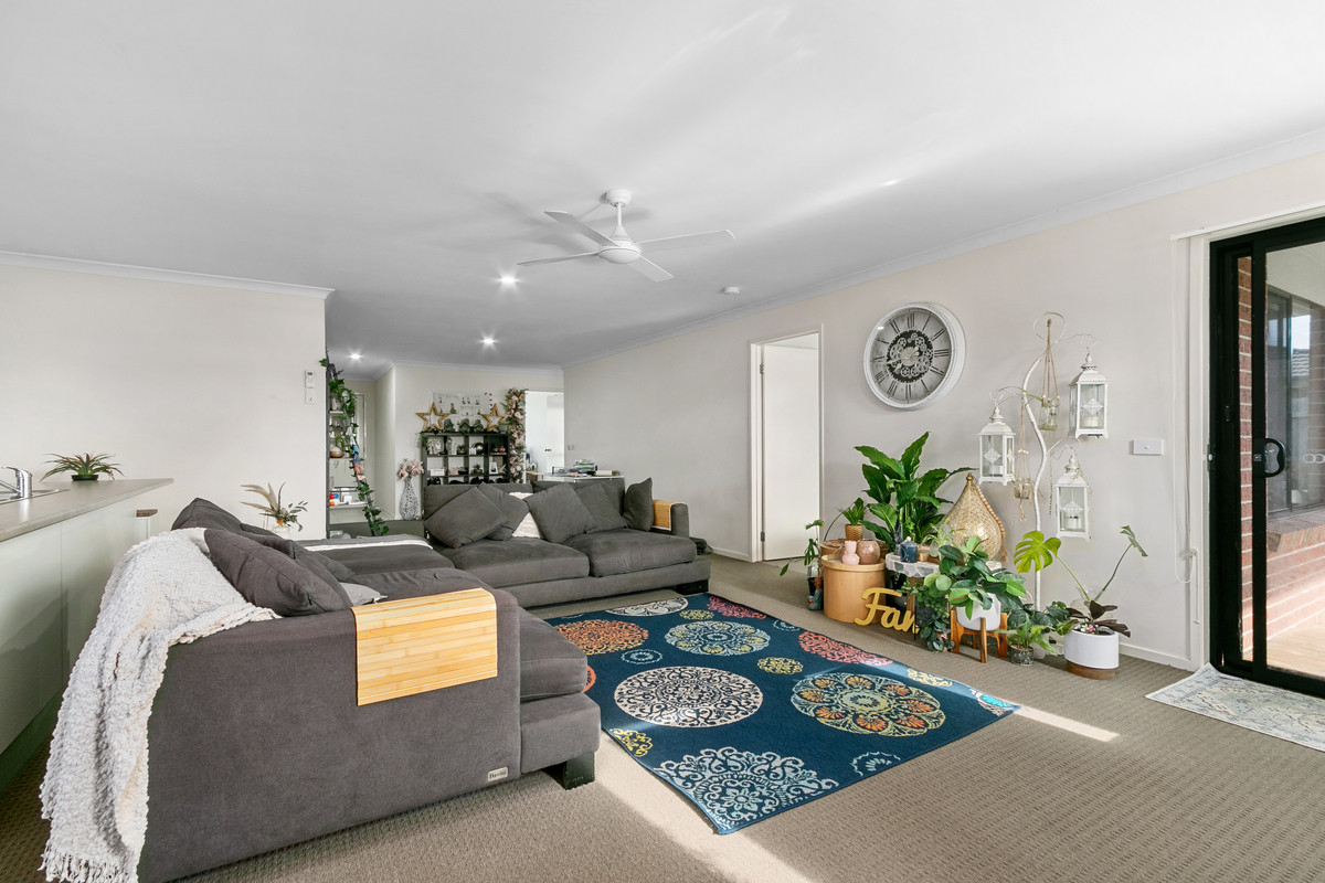 22 Amaroo Drive, CHURCHILL VIC 3842, Churchill - Thumbnail 2