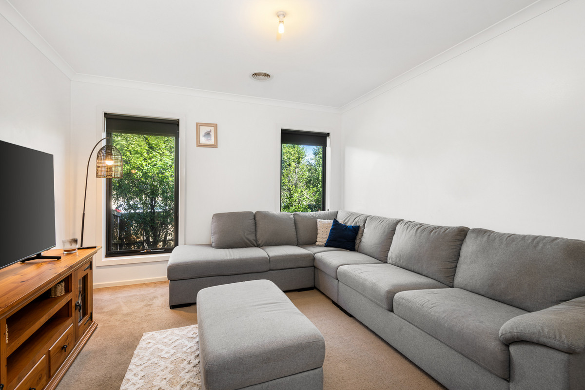 1 Hazel Place, BANNOCKBURN VIC 3331, Bannockburn - Thumbnail 3
