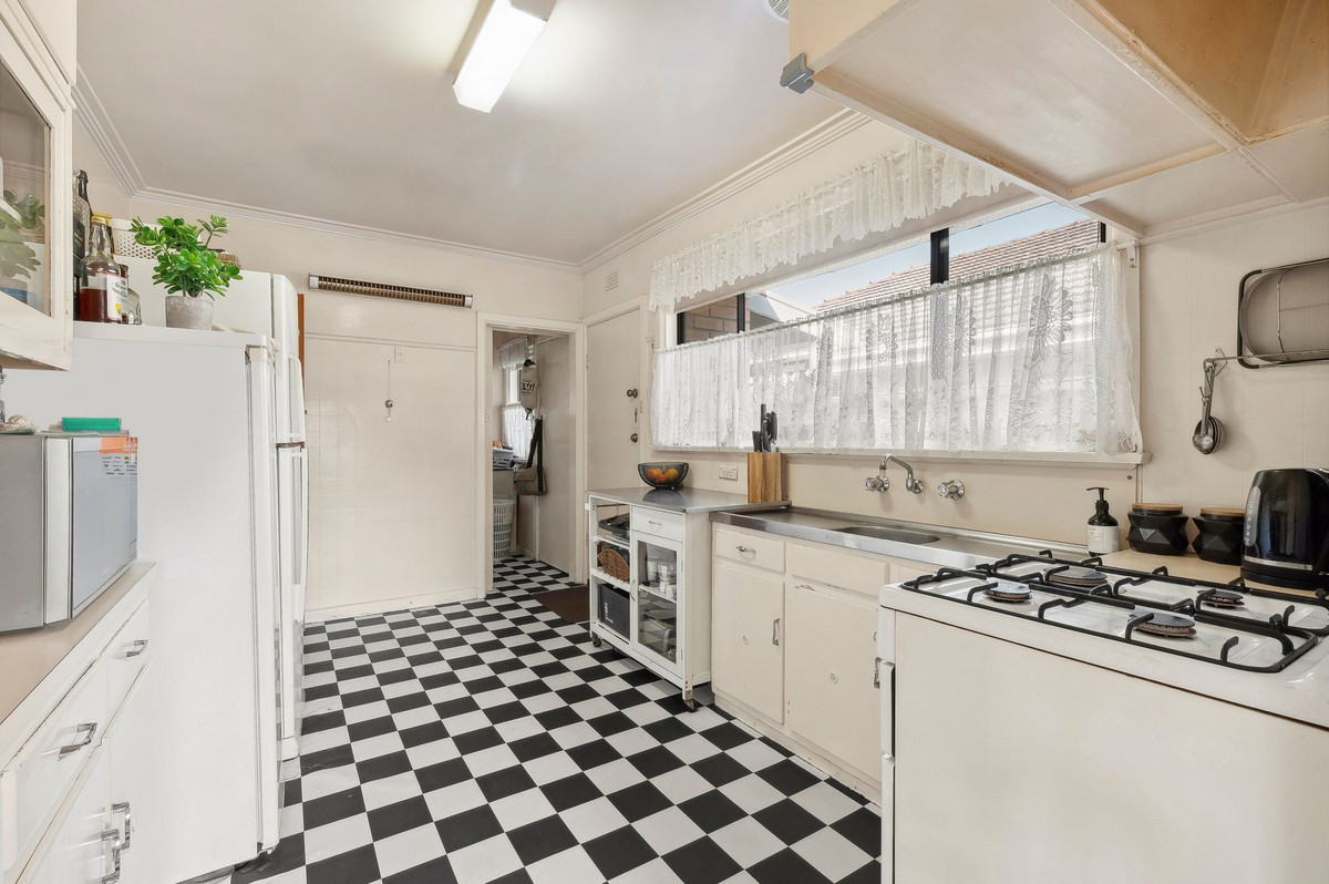 89 South Valley Road, Highton VIC 3216, Highton - Thumbnail 7