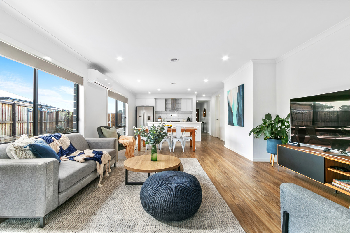 13 Parkview Boulevard, Morwell VIC 3840, Morwell - Thumbnail 2