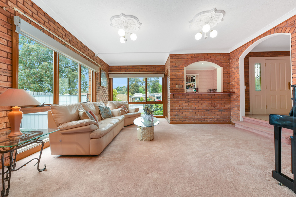 88 Whalley Drive, Wheelers Hill VIC 3150, Wheelers Hill - Thumbnail 3