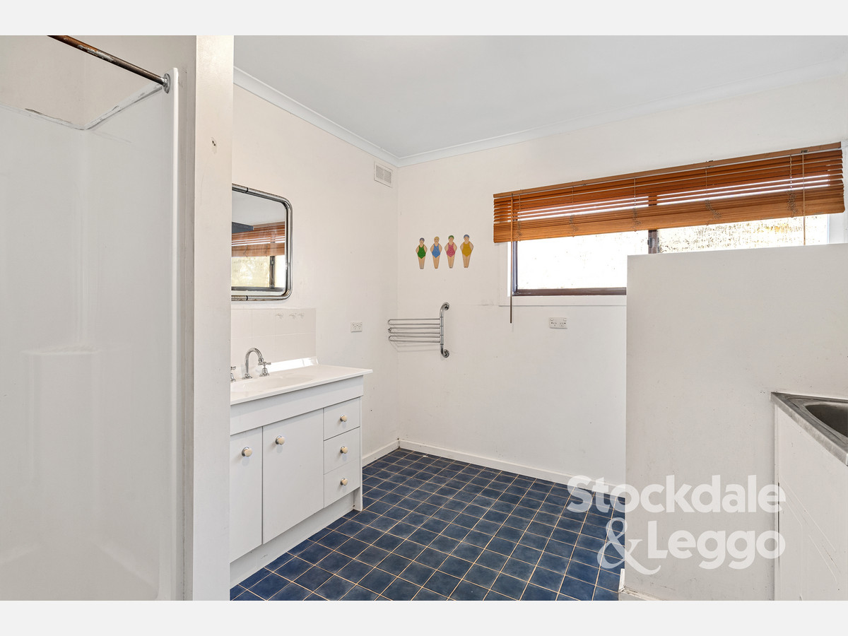 15 Rosebrook Street, Rosebud VIC 3939, Rosebud - Thumbnail 6