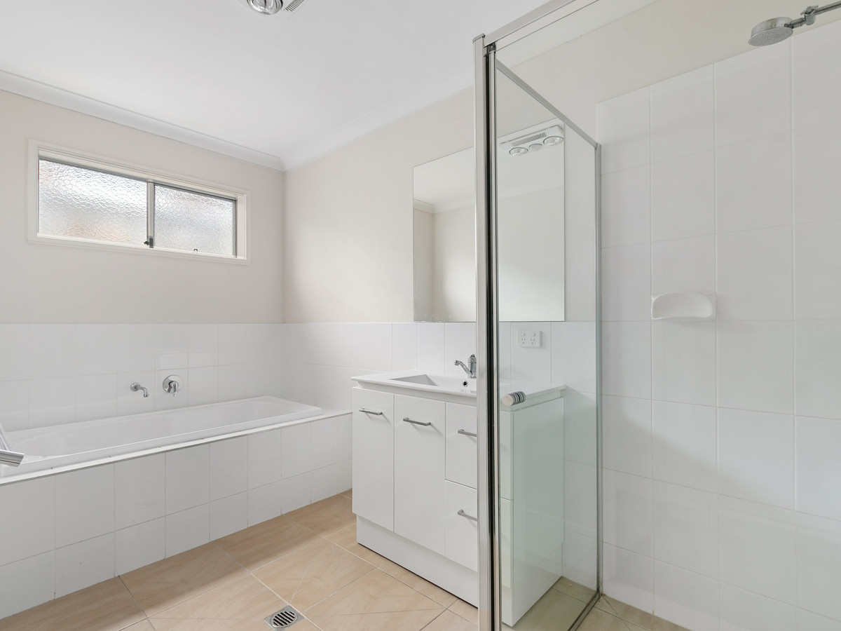 27 Churinga Drive, Churchill VIC 3842, Churchill - Thumbnail 6