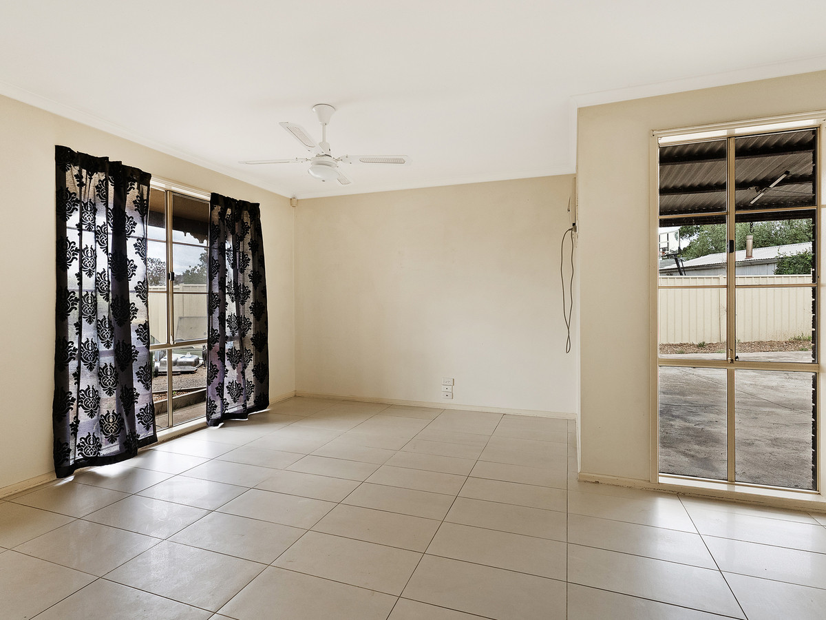 1 Connor Street, Bacchus Marsh VIC 3340, Bacchus Marsh - Thumbnail 2