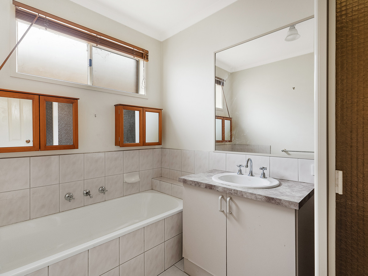 1 Connor Street, Bacchus Marsh VIC 3340, Bacchus Marsh - Thumbnail 8