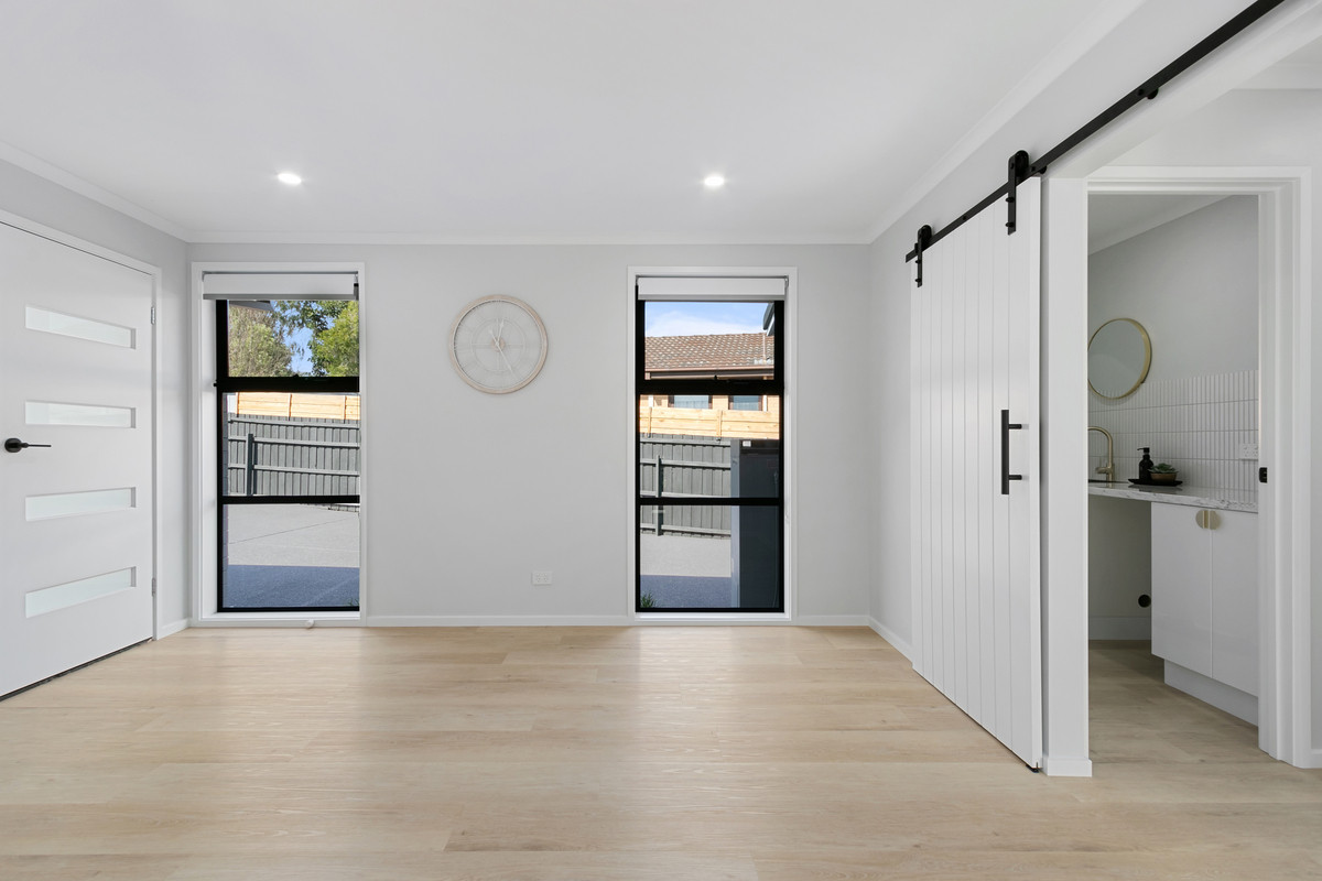 16 Maple Crescent, CHURCHILL VIC 3842, Churchill - Thumbnail 2