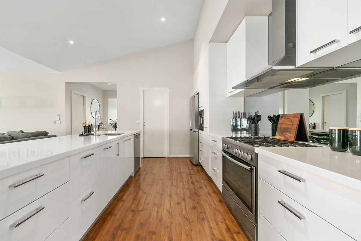 38 Sowerby Road, Morwell VIC 3840, Morwell - Thumbnail 4