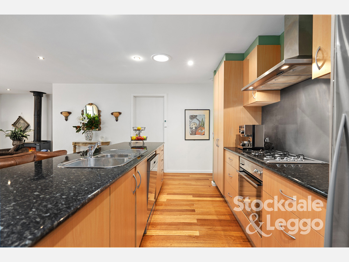 6 Mannana Street, Rye VIC 3941, Rye - Thumbnail 2