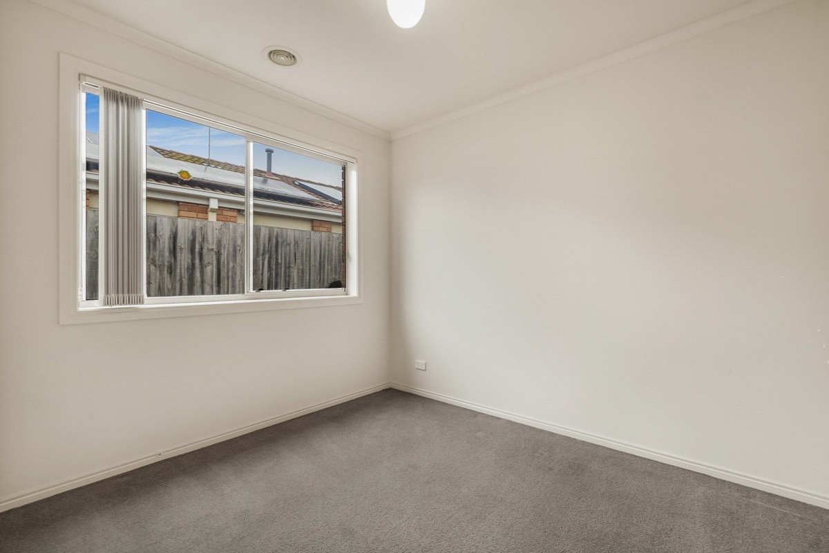 5 Sir Thomas Drive, PAKENHAM VIC 3810, Pakenham - Thumbnail 6