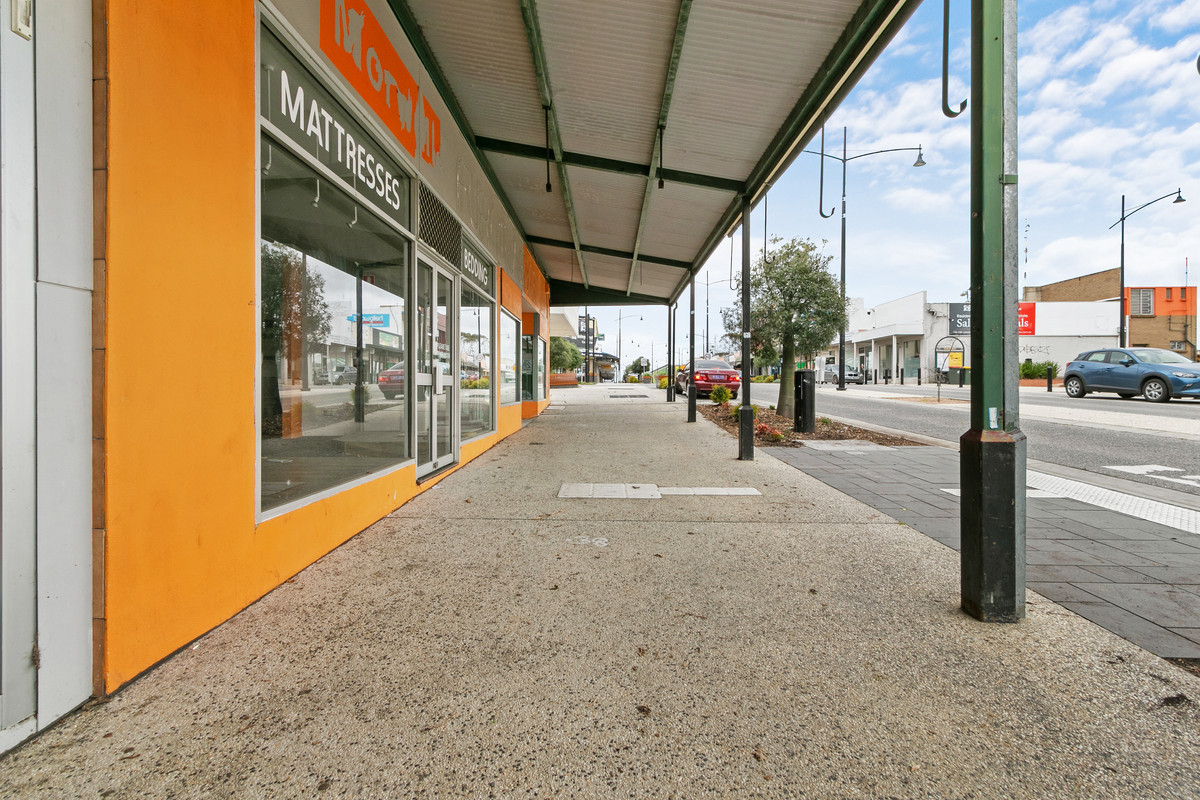 202-204 Commercial Road, Morwell VIC 3840, Morwell - Thumbnail 4