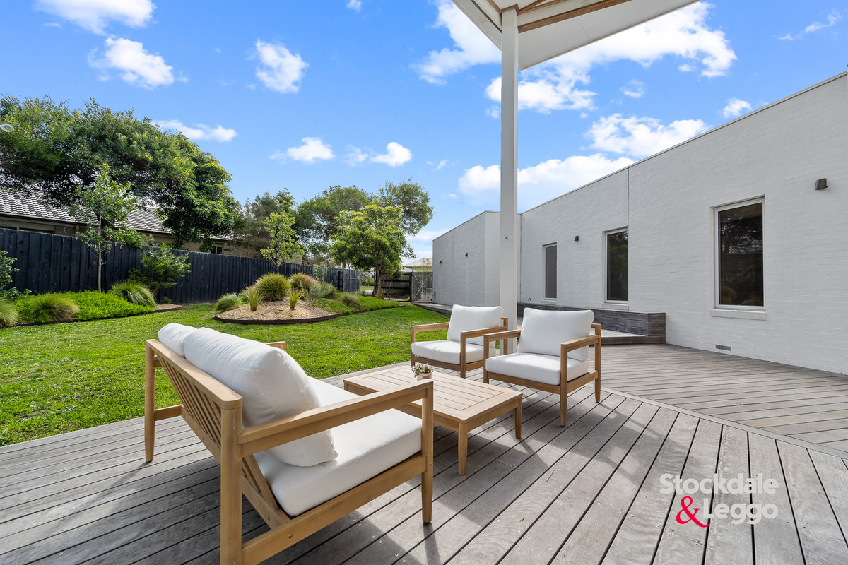 15 Melaleuca Mews, INVERLOCH VIC 3996, Inverloch - Thumbnail 2
