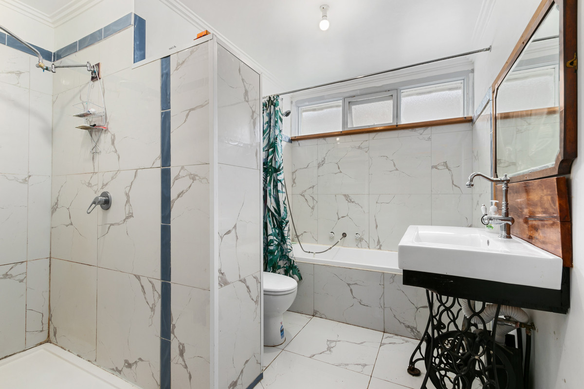 126 Vincent Road, Morwell VIC 3840, Morwell - Thumbnail 3