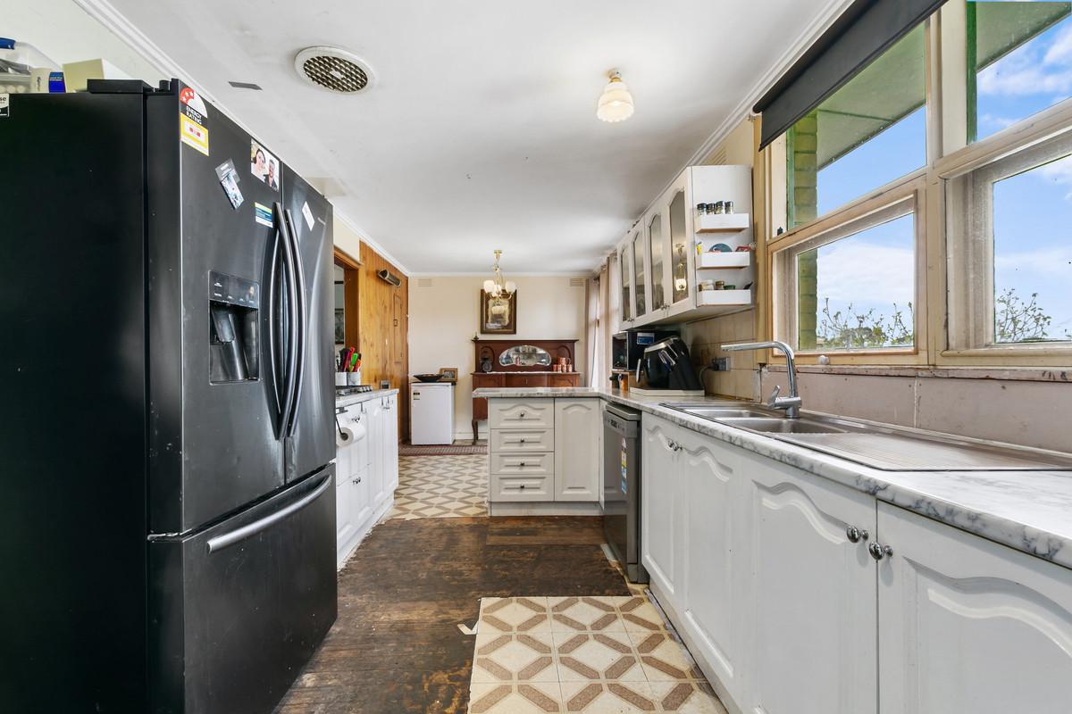 126 Vincent Road, Morwell VIC 3840, Morwell - Thumbnail 2