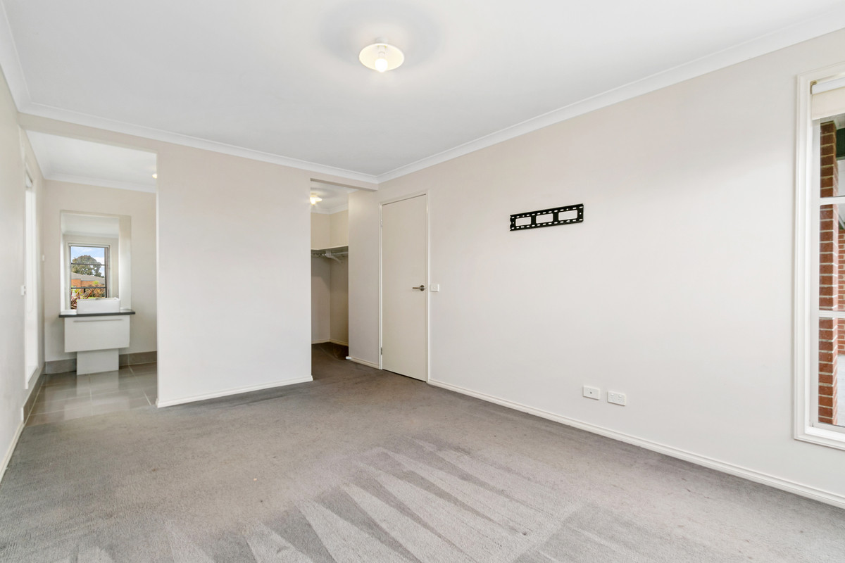 18 Mountain Grey Circuit, MORWELL VIC 3840, Morwell - Thumbnail 8
