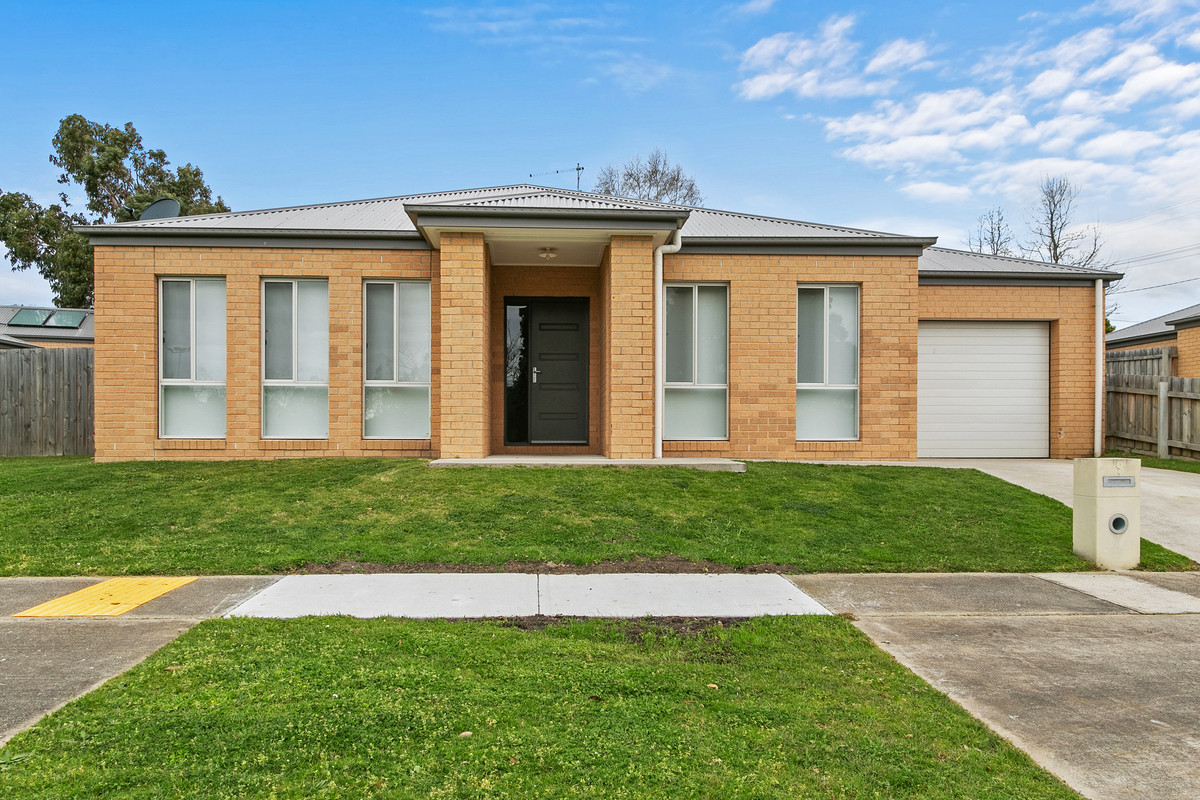 9 Acacia Way, Churchill VIC 3842, Churchill - Image 1